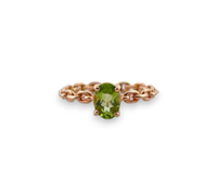 Ringe Ticchi Maurizio Dame in Gold Peridoto ANELLO MOTIVO CATENA IN ORO ROSA CON PERIDOTO - ANELLO MOTIVO CATENA IN ORO ROSA CON PERIDOTO
